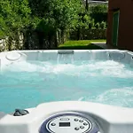 Дом отдыха Tuscan With Sea View And Jacuzzi *